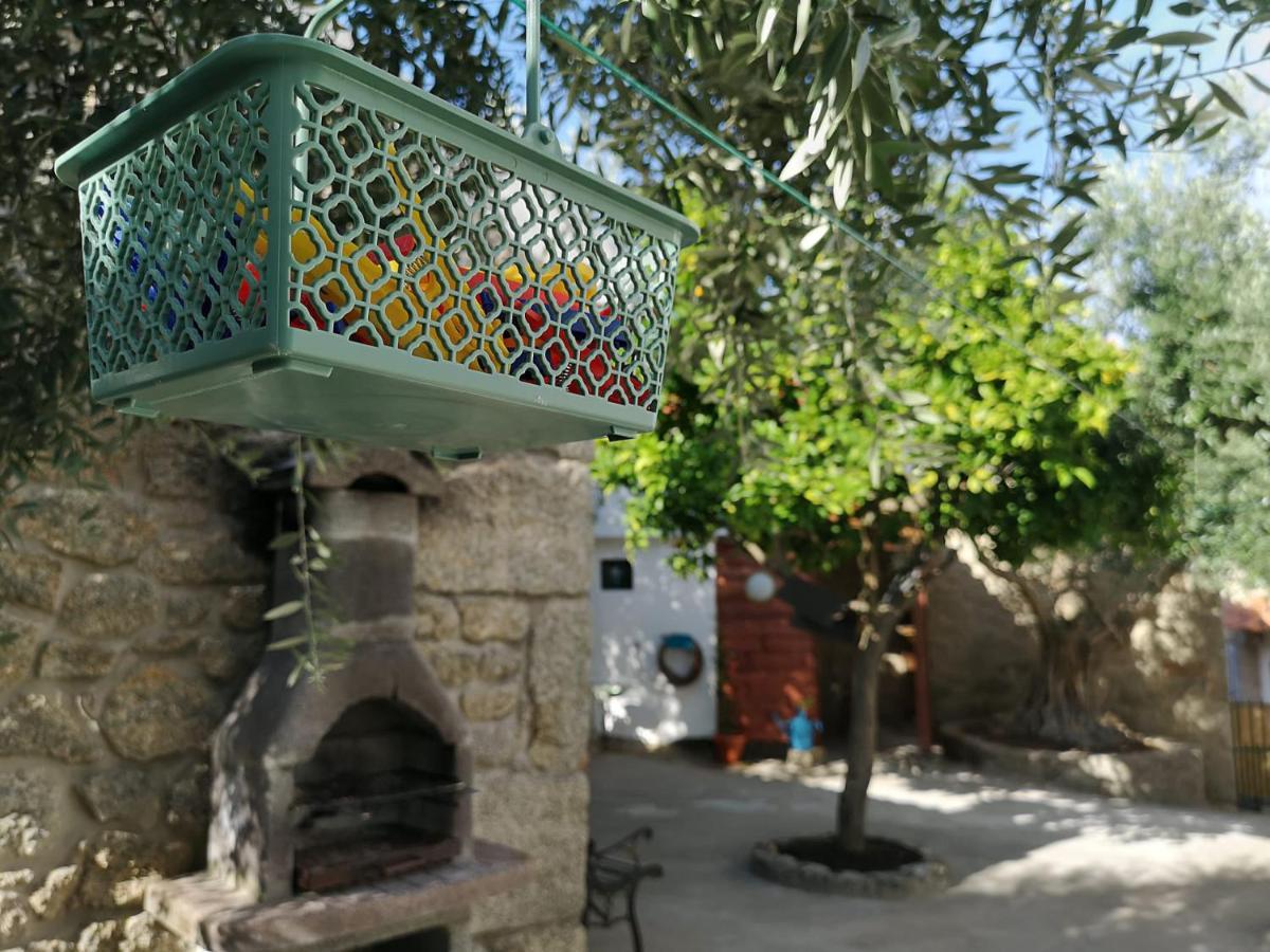 Casa Do Guardado * Monsanto